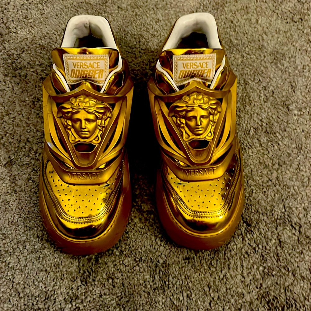 VERSACE
Gold Odissea Sneakers